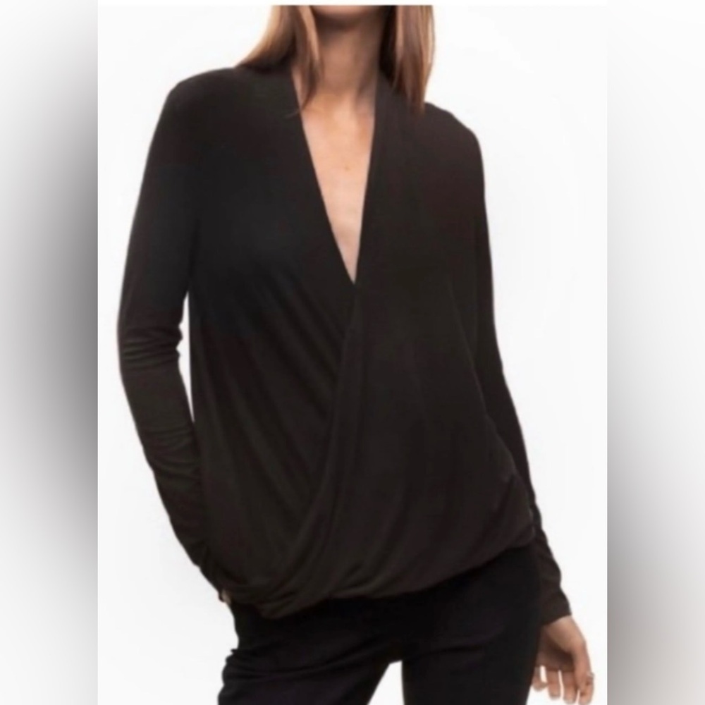 Aritzia Babaton Mehmet Drape Front Top Blouse Black Long Sleeve Size Medium